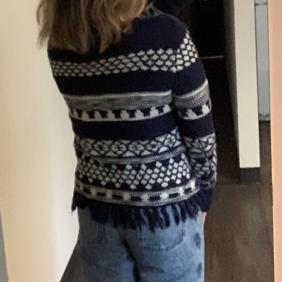 Comfortable sweater - Picture 2 of 3